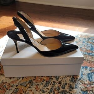 Manolo Blahnik Carolyne 70 black patent pump, size 39 or 8.5 US